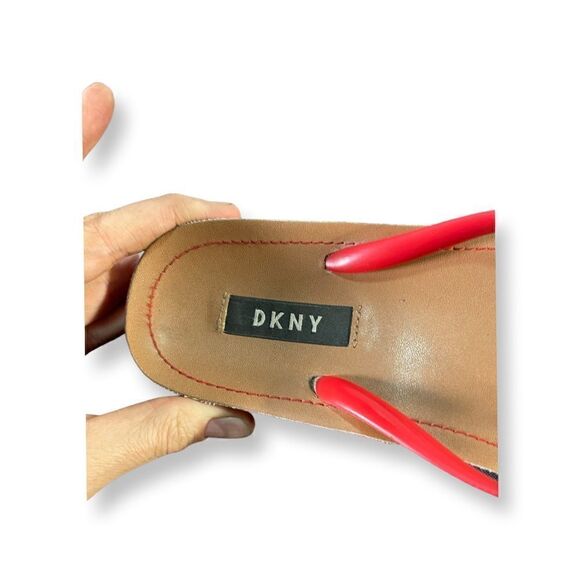 DKNY Sandals - Picture 3 of 9